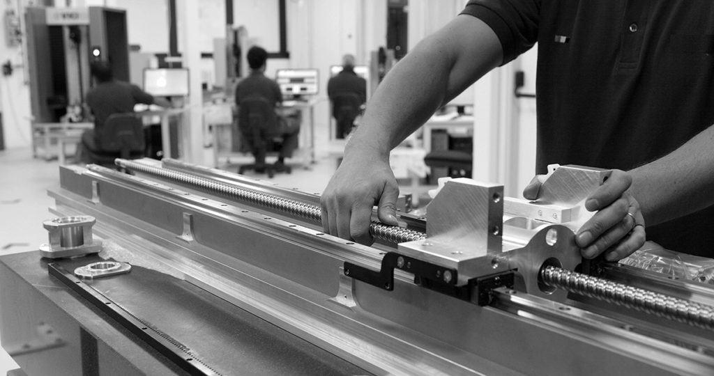 Les services de MCE Metrology - Prestation de mesures, programmation ...